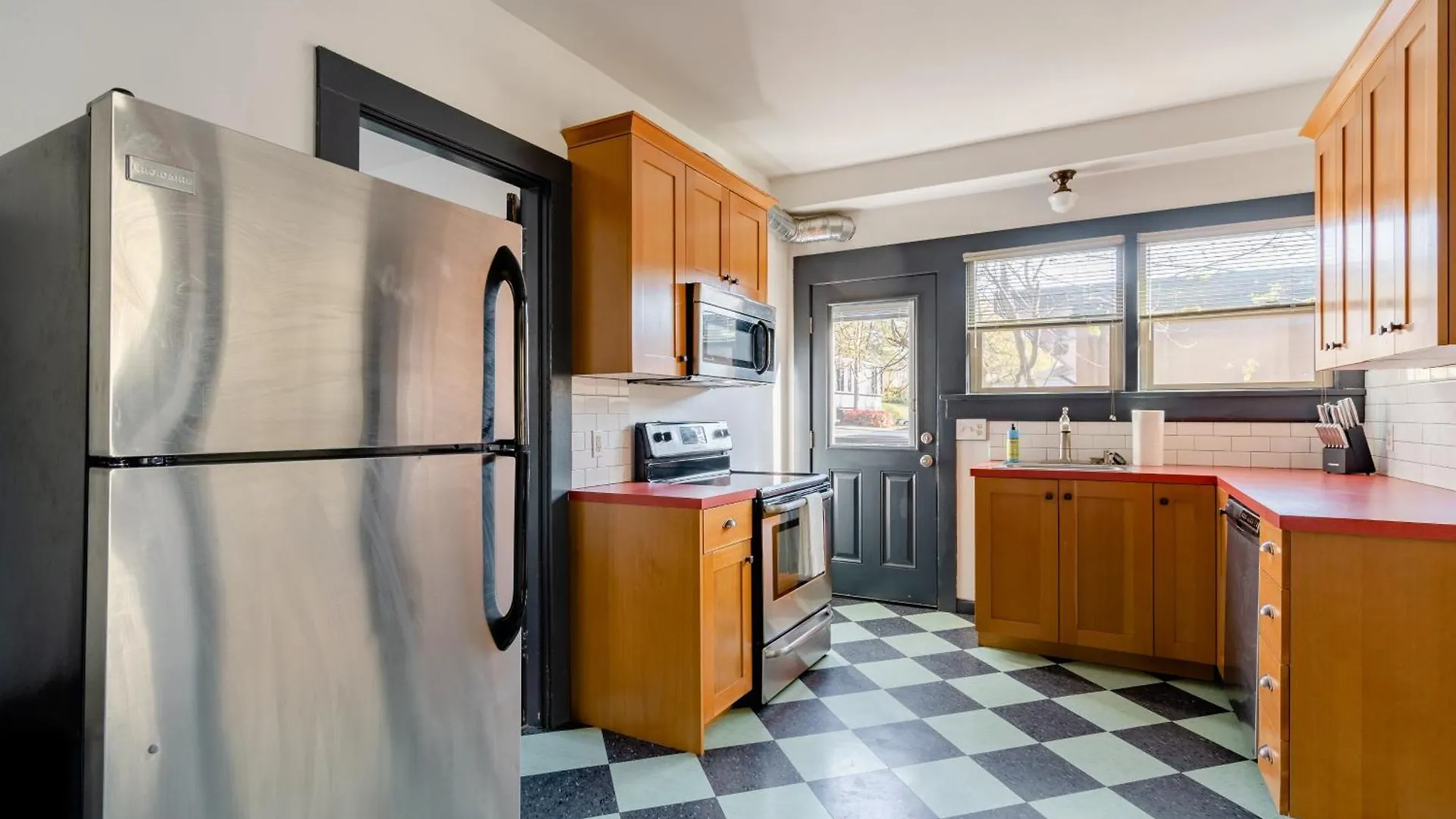 Stay Portland - Perfectly Restored Craftsman - Eateries & Coffee